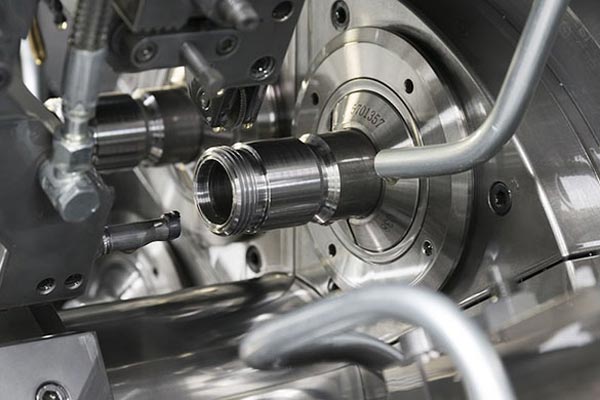 A Closer Look at the Advantages of CNC Machining Over Traditional Machining